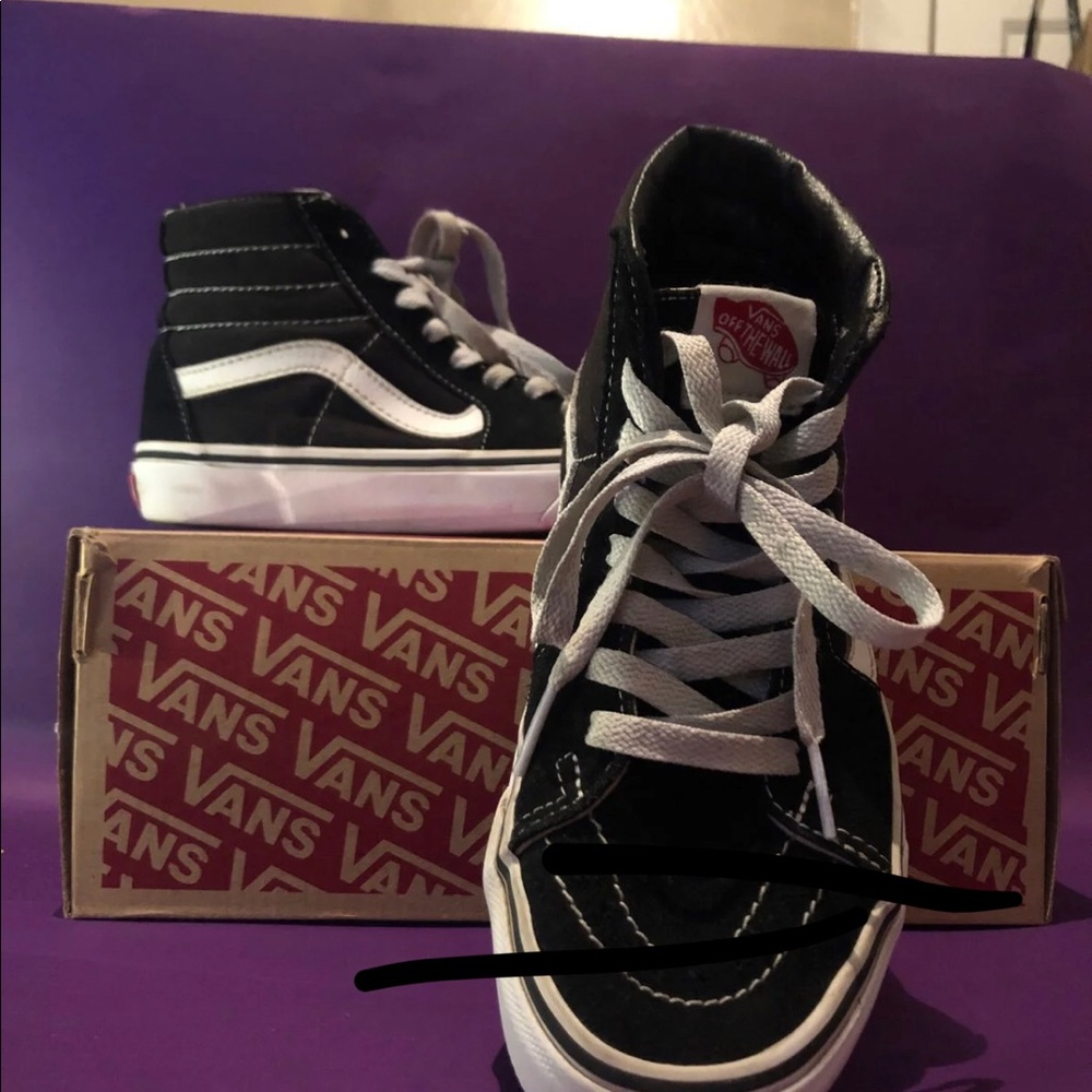 Vans - Picture 4 of 6